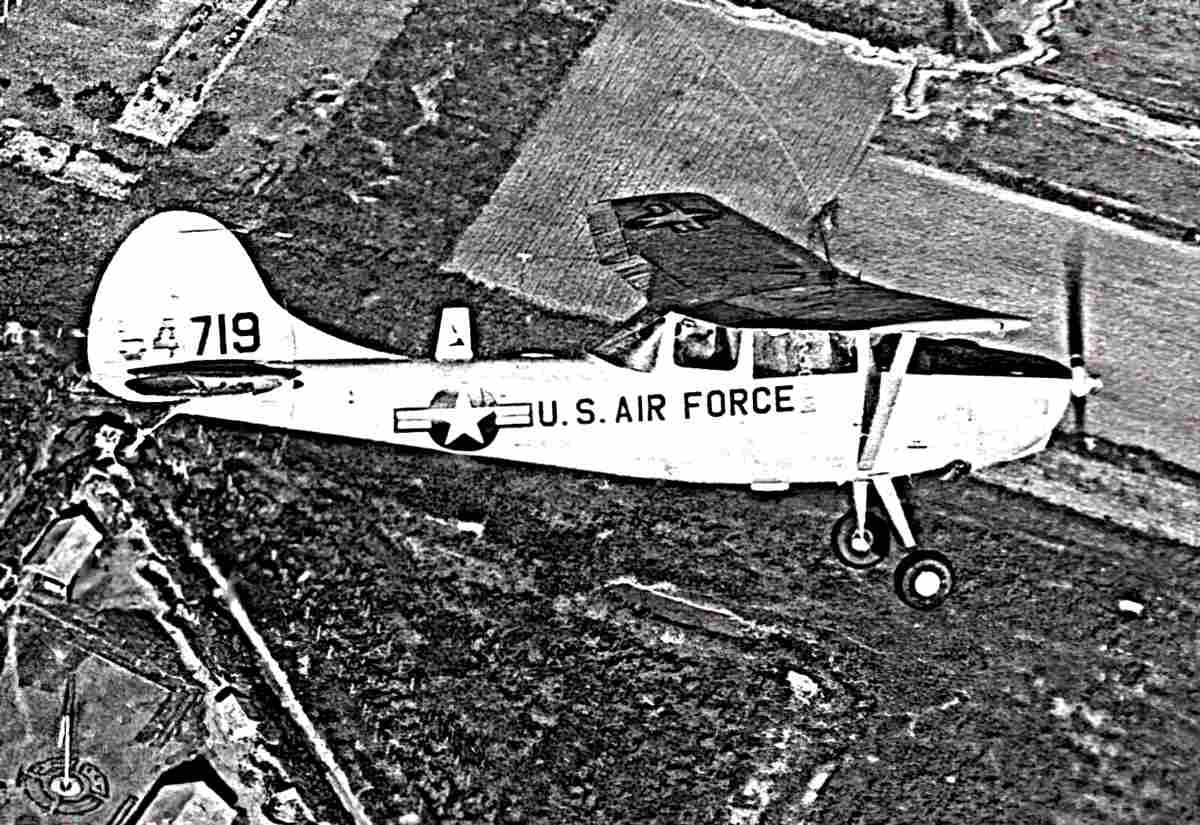 Cessna O1 Birddog 11 (2) Military A4 Photo Print