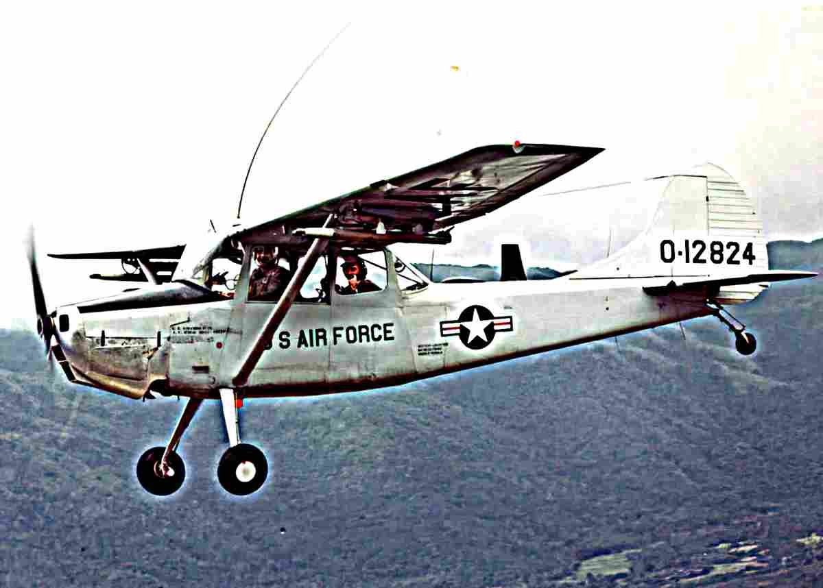 Cessna O1 Birddog 8 (2) Military A4 Photo Print