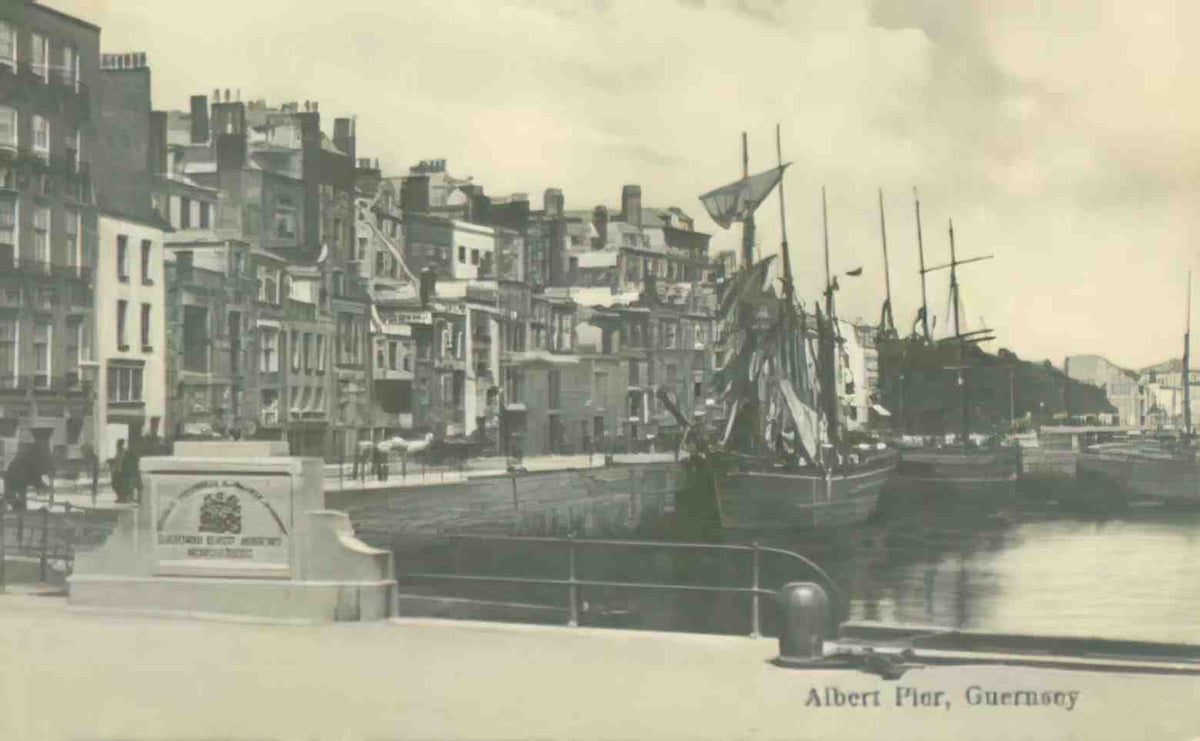 Channel Islands Guernsey Albert Pier 1906 Vintage A4 Photo Print