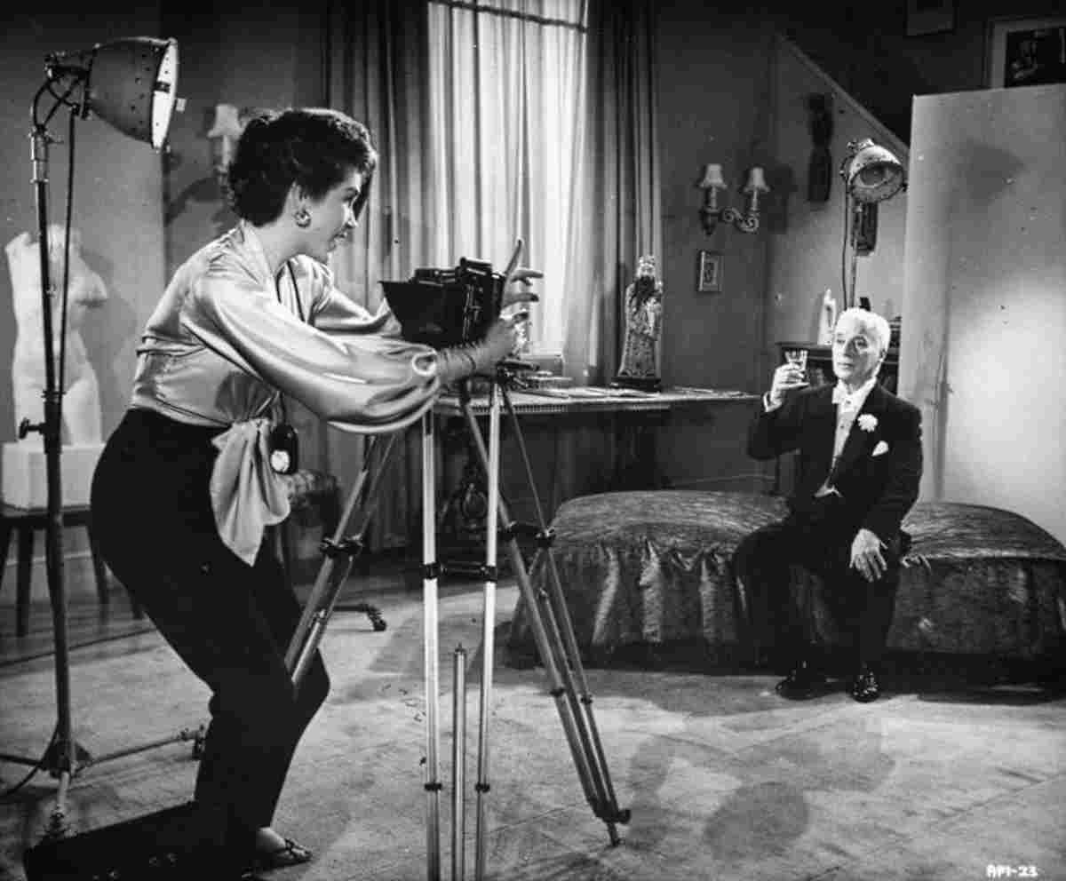 Chaplin Charlie A King in New York z2 film star poster A4 Photo Print