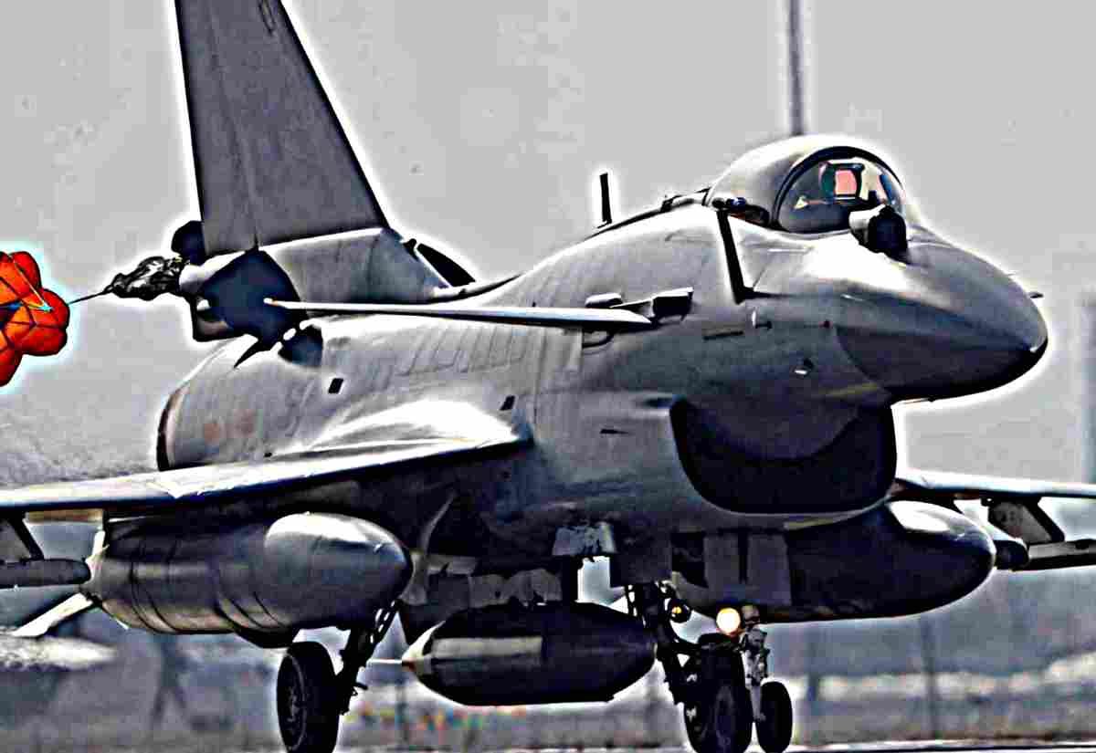 Chengdu J10 13 (2) Military A4 Photo Print