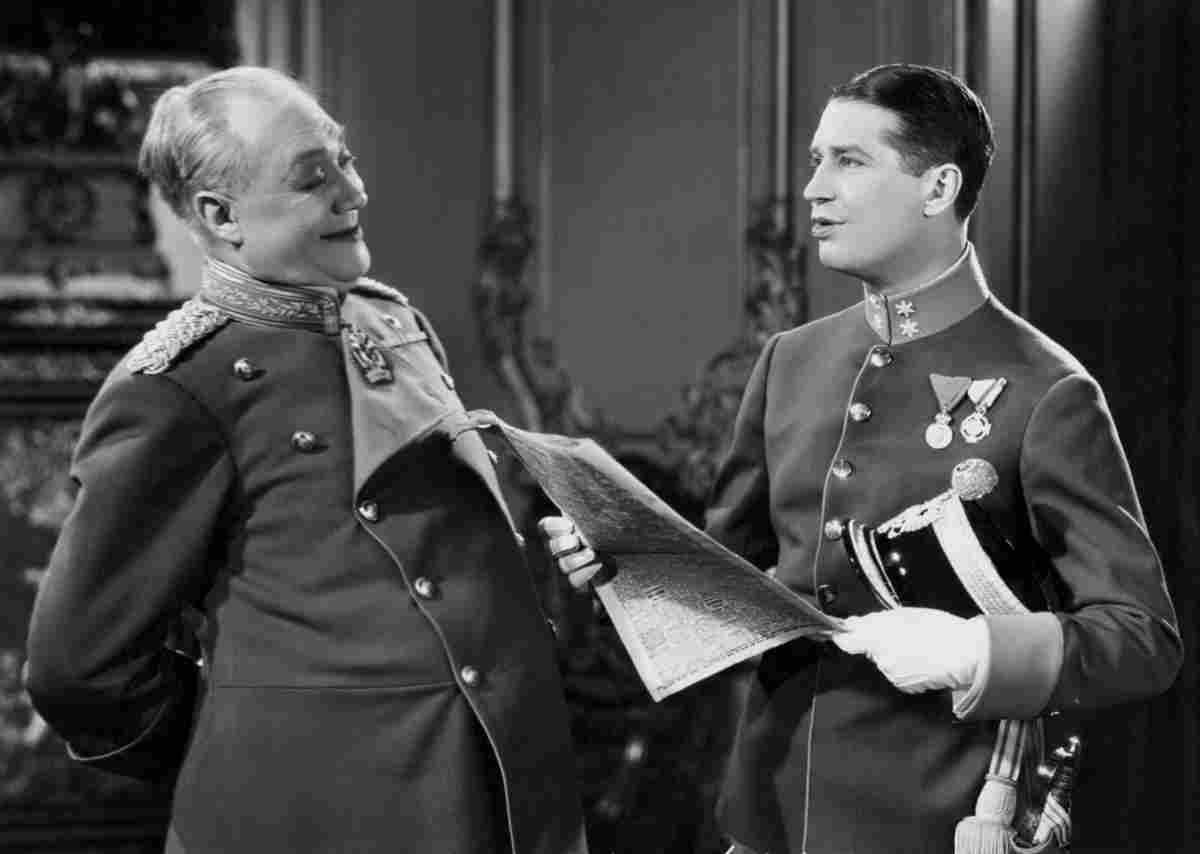 Chevalier Maurice Smiling Lieutenant The 1 film star poster A4 Photo Print