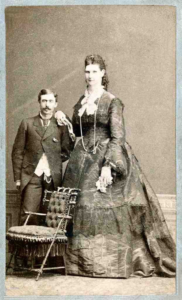 Circus Giant Woman And Man 1800s Vintage A4 Photo Print