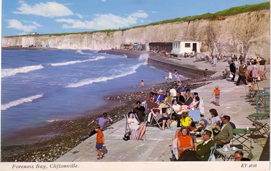 Cliftonville Foreness Bay Colour Vintage A4 Photo Print
