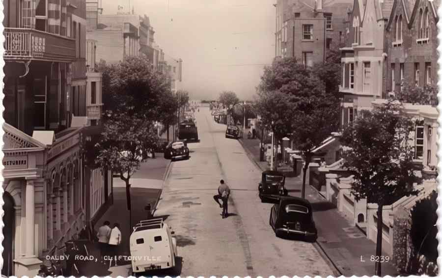 Cliftonvilles 017 Vintage A4 Photo Print