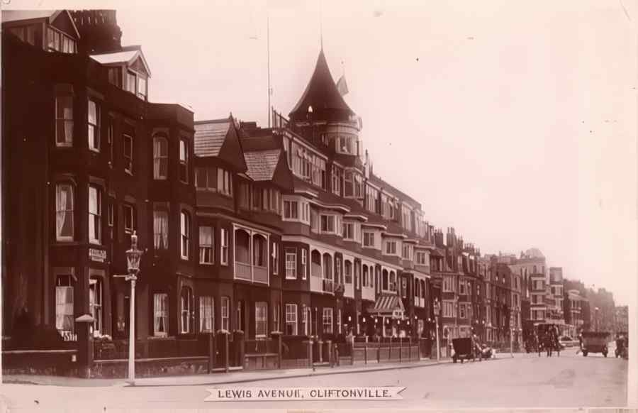Cliftonvilles 038 Vintage A4 Photo Print