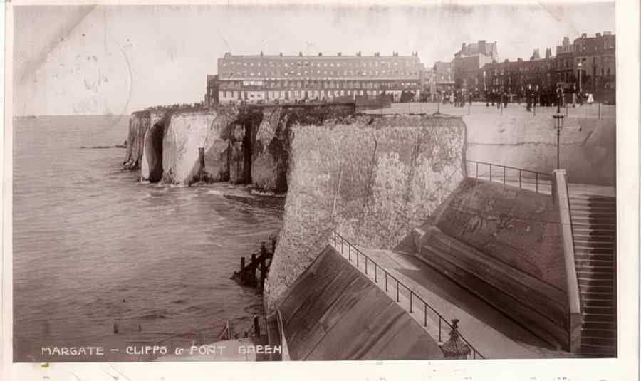 Cliftonvilles 039 Vintage A4 Photo Print