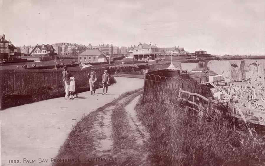 Cliftonvilles 055 Vintage A4 Photo Print