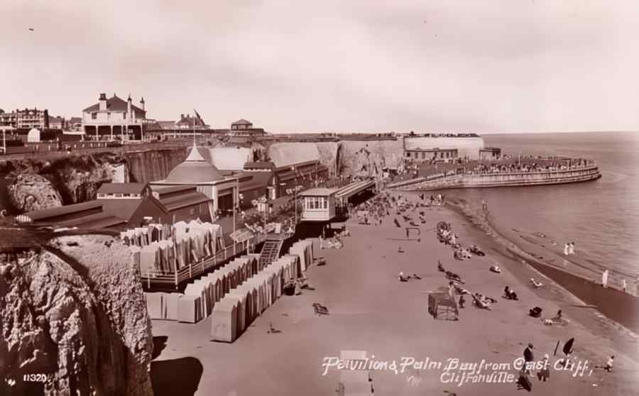 Cliftonvilles 062 Vintage A4 Photo Print