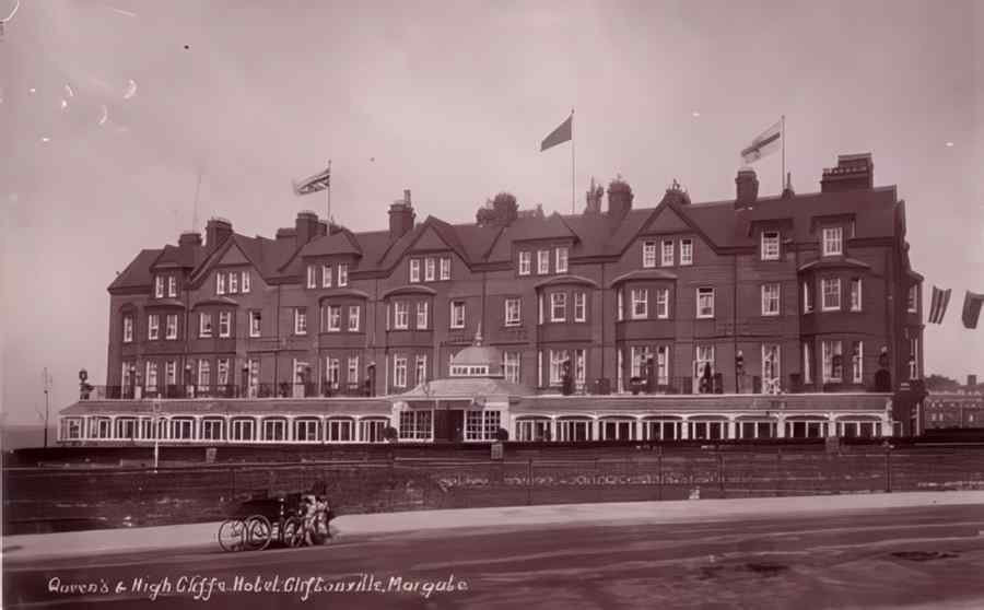 Cliftonvilles 065 Vintage A4 Photo Print