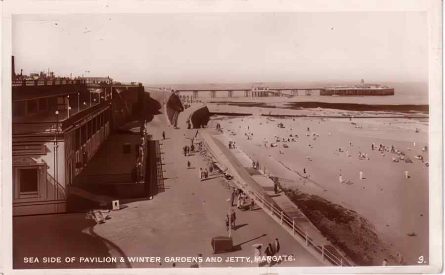 Cliftonvilles 072 Vintage A4 Photo Print