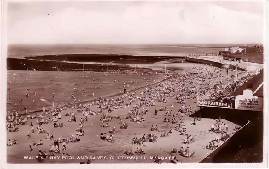 Cliftonvilles 096 Vintage A4 Photo Print