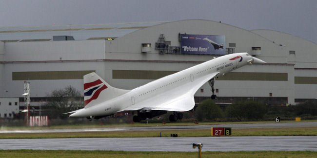 Concorde 202 A4 Photo Print