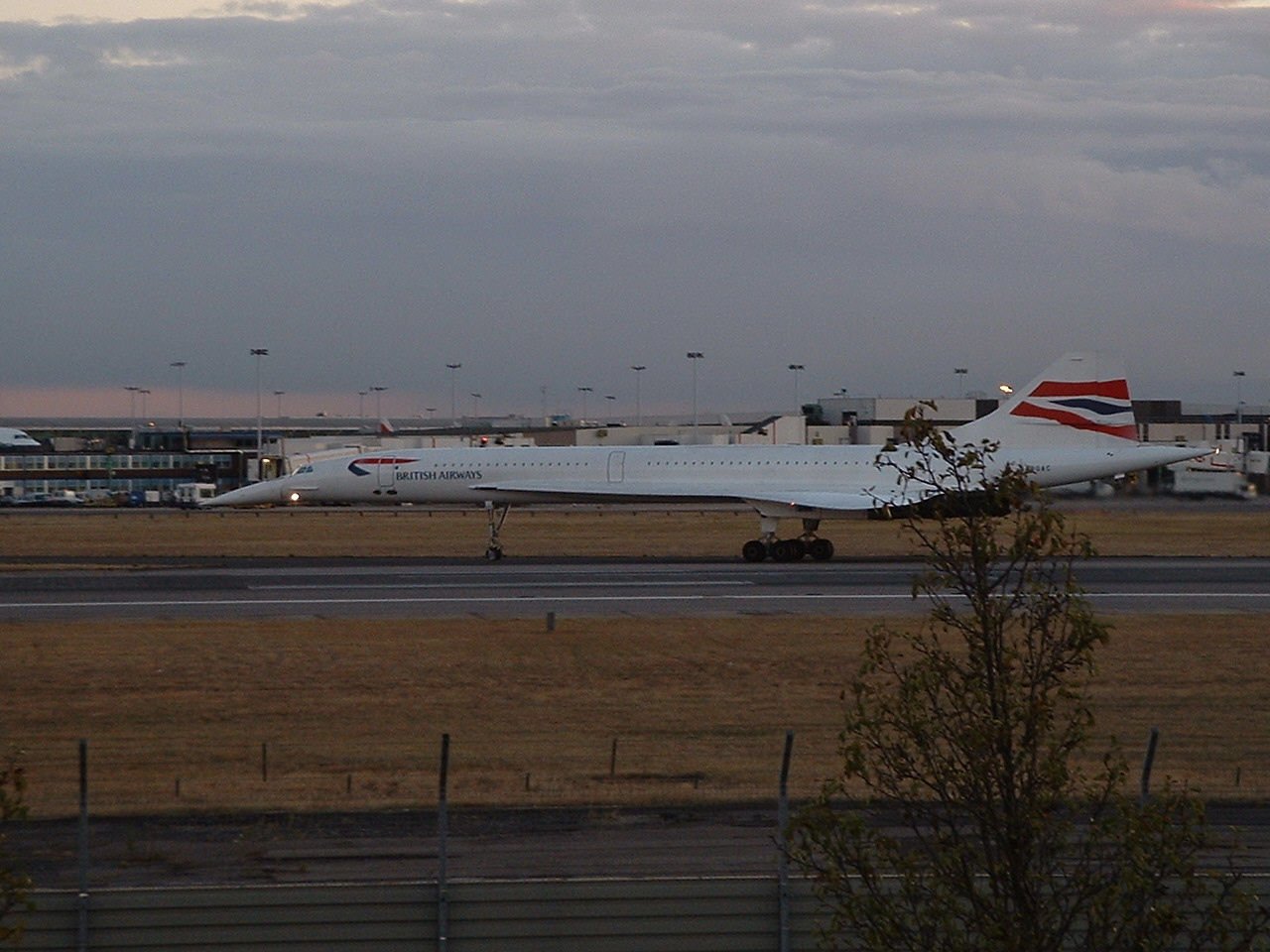 Concorde 406 A4 Photo Print