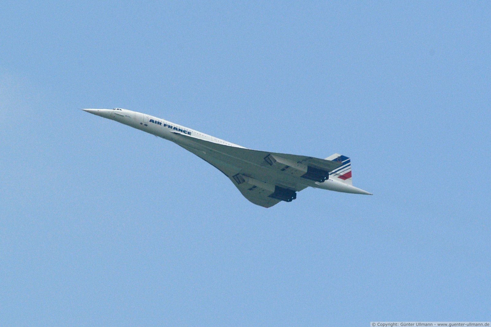 Concorde 593 A4 Photo Print
