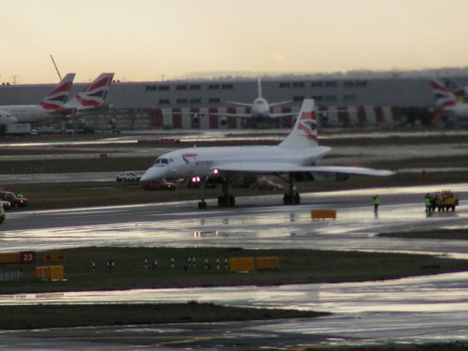 Concorde 975 A4 Photo Print