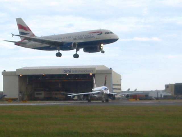 Concorde BA002  Sun 27th July  A319 A4 Photo Print