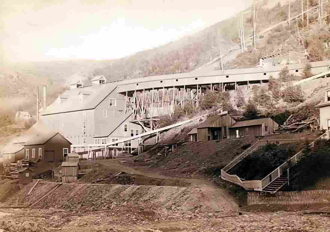 Cowboy De Smet Gold Stamp Mill Military A4 Photo Print