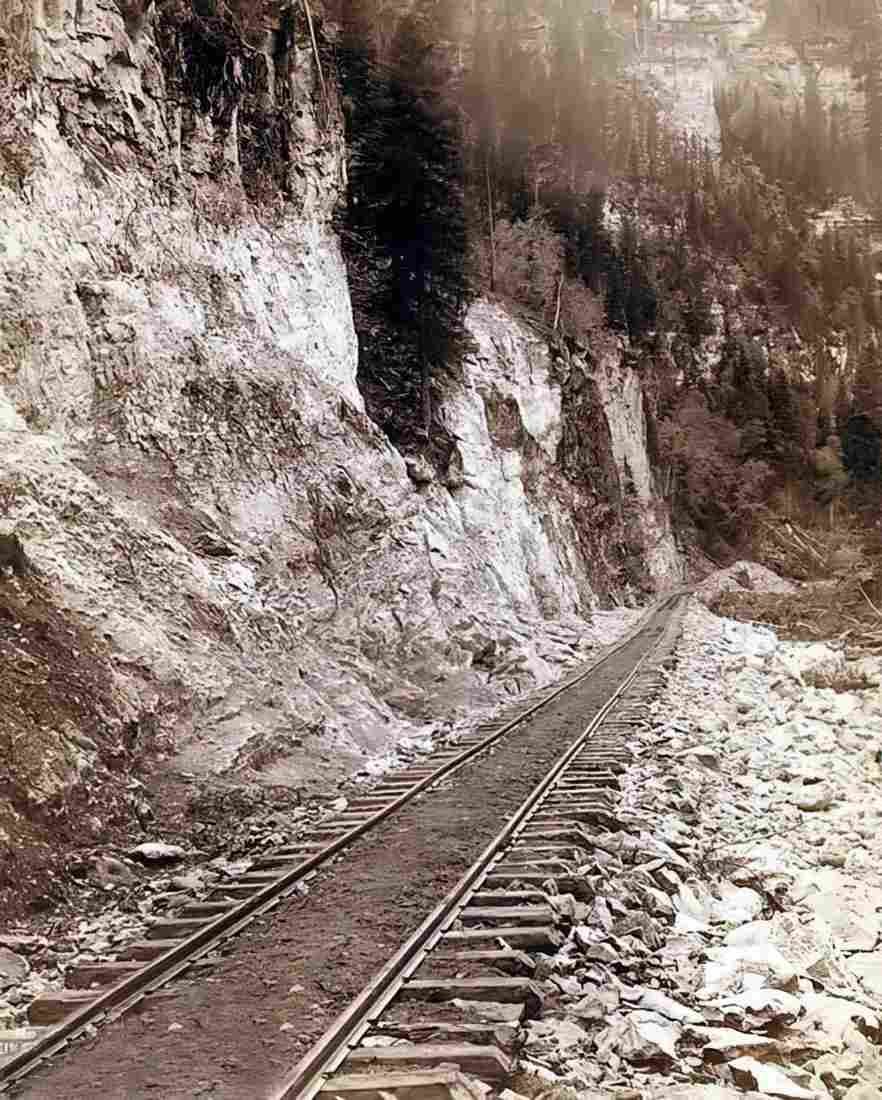 Cowboy Mountains Railroad Military A4 Photo Print