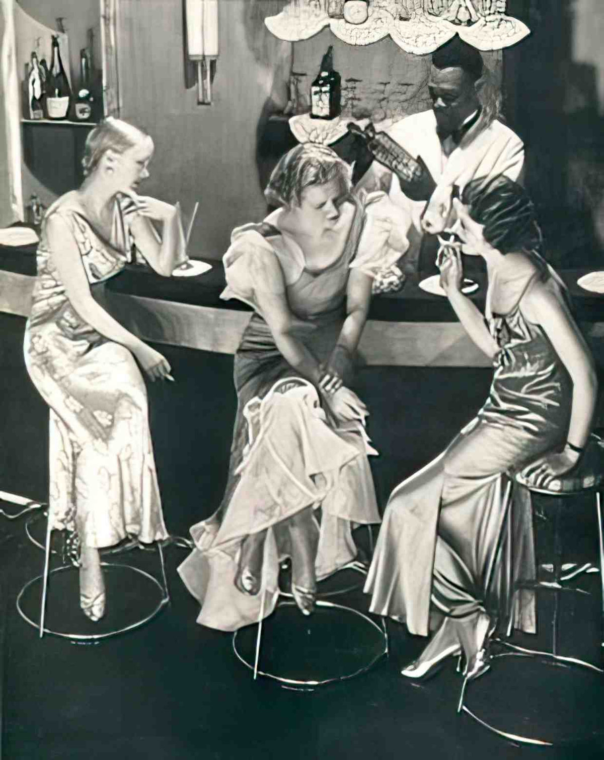 DRCC1066H, Cocktail Bar  Advert A4 Photo Print