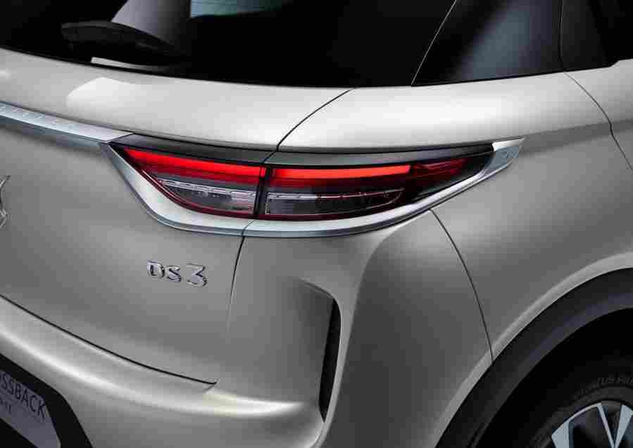 DS AUTOMOBILES DS 3 Crossback 6406 31 Car A4 Photo Print