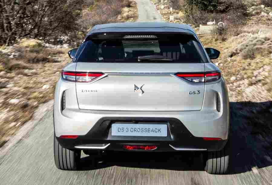 DS AUTOMOBILES DS 3 Crossback 6406 49 Car A4 Photo Print