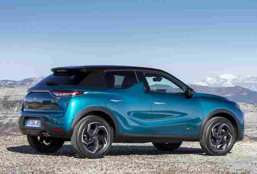 DS AUTOMOBILES DS 3 Crossback 6406 71 Car A4 Photo Print