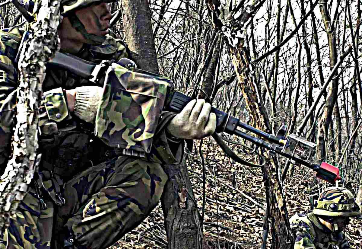 Daewoo K2 16 (2) Military A4 Photo Print