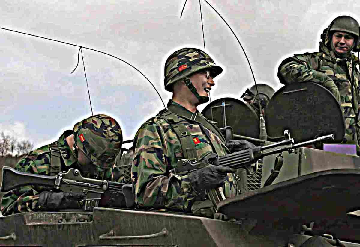 Daewoo K2 4 (2) Military A4 Photo Print