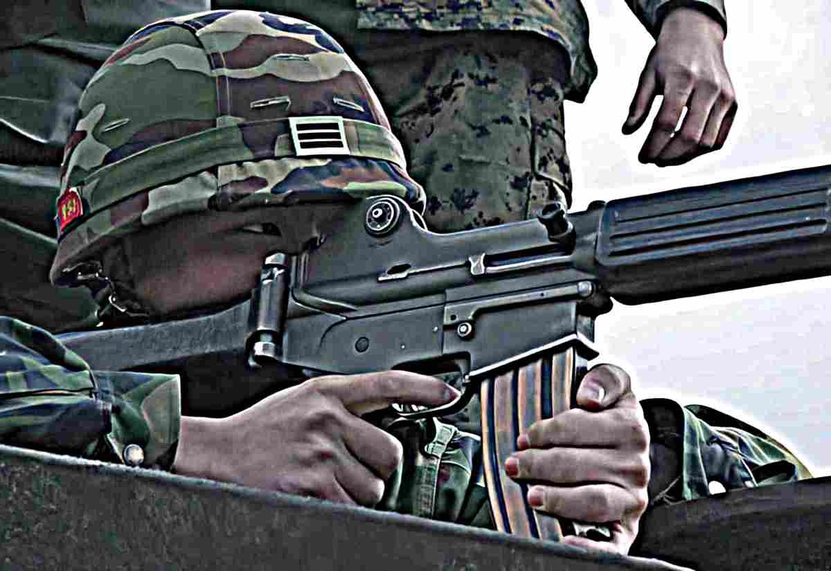 Daewoo K2 5 (2) Military A4 Photo Print