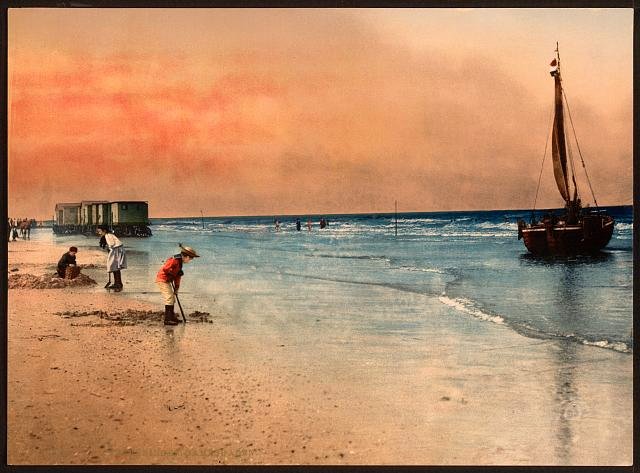Damesbaden Scheveningen Vintage A4 Photo Print