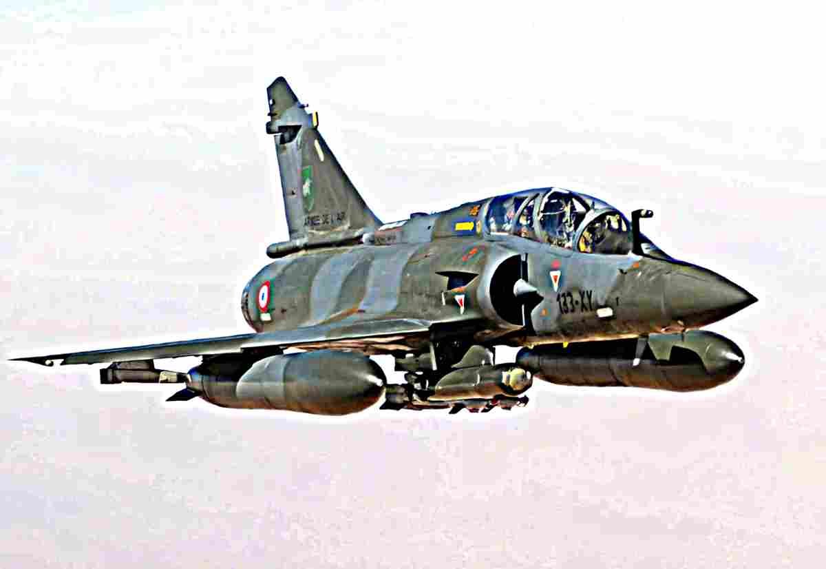 Dassault Mirage 2000 Multirole Strike Fighter France 11 (2) Military A4 Photo Print