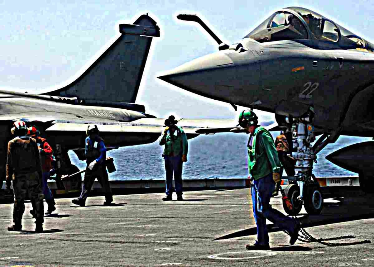 Dassault Rafale 8 (2) Military A4 Photo Print