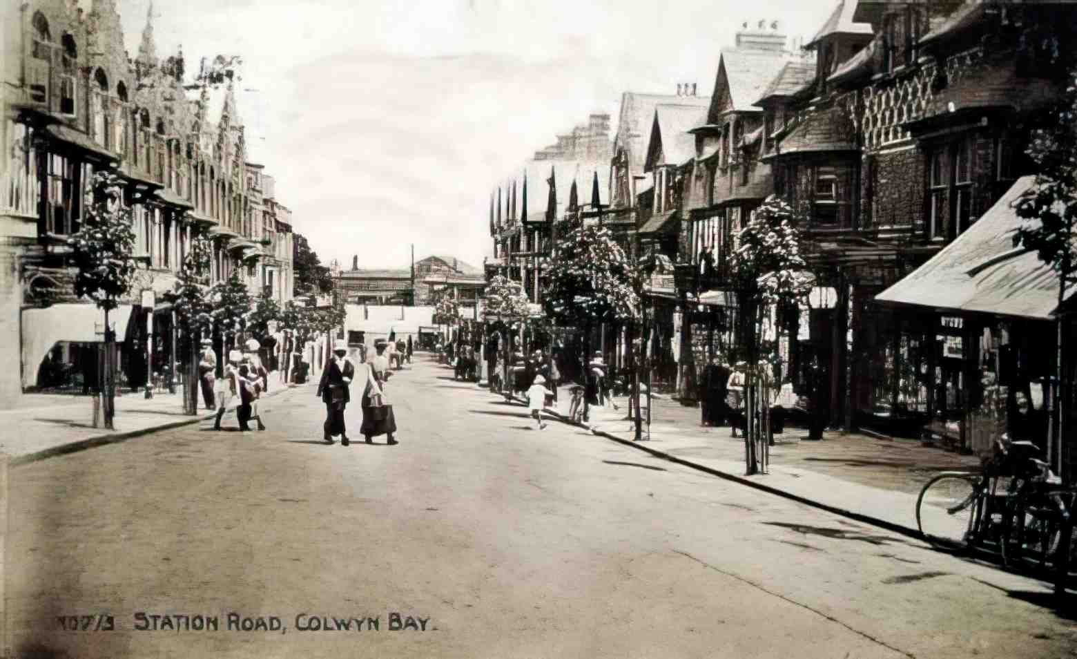 Denbighshire Colwyn Bay Station Road 1925 Vintage A4 Photo Print