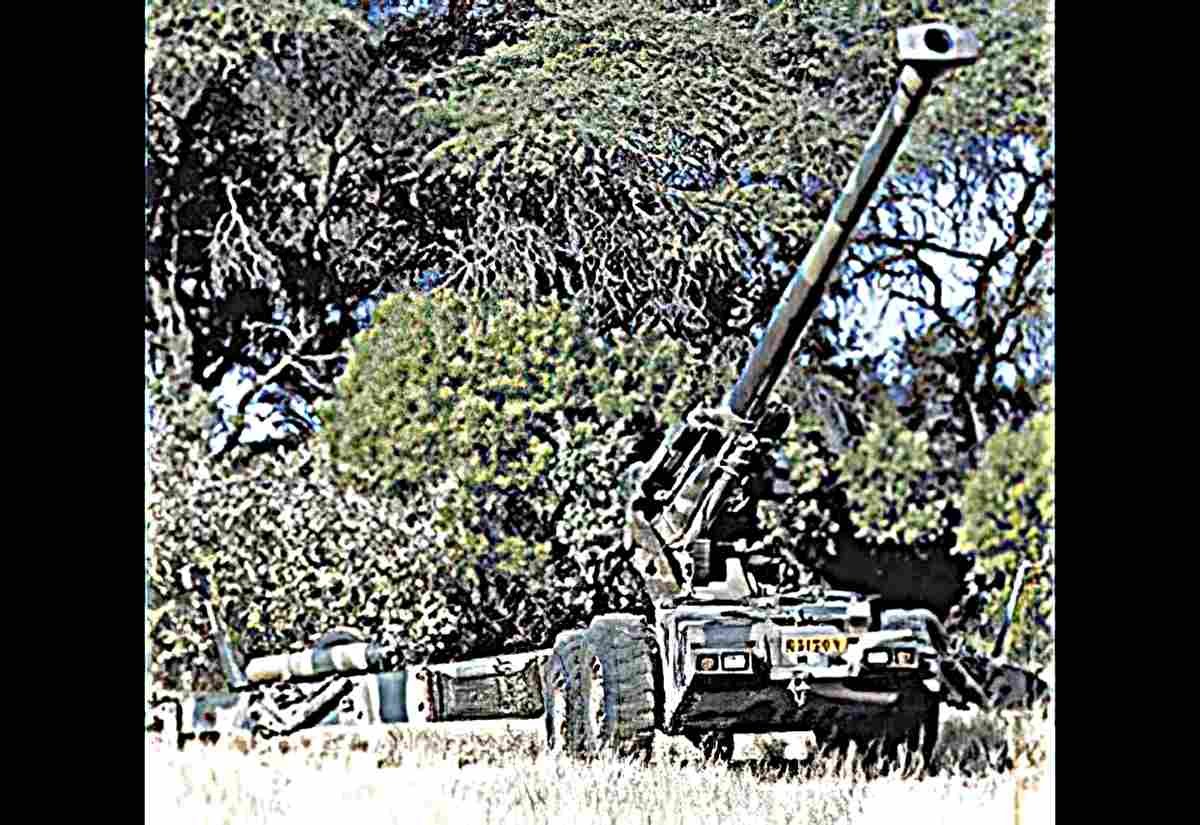 Denel G5 155mm (2) Military A4 Photo Print