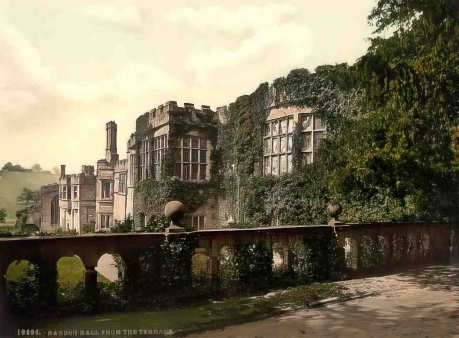 Derbyshire Bakewell Haddon Hall from the Terarce Vintage A4 Photo Print