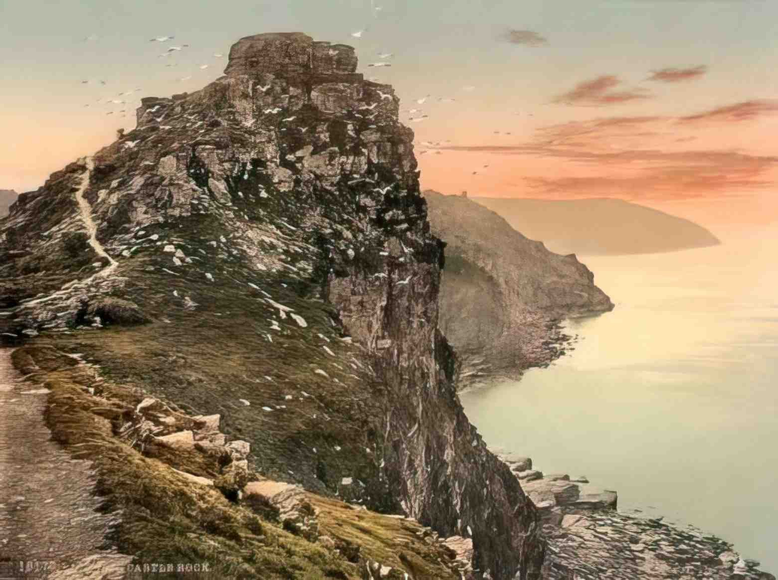 Devon Lynton and Lynmouth Castle Rock Vintage A4 Photo Print