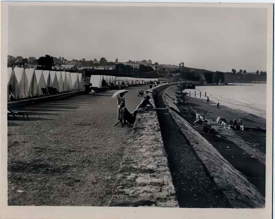 Devon Vintage090 A4 Photo Print