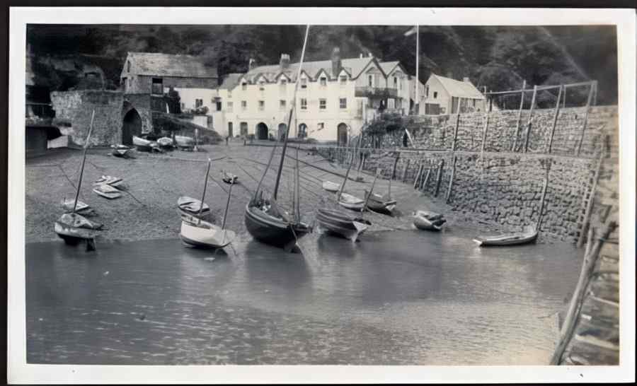 Devon Vintage220 A4 Photo Print