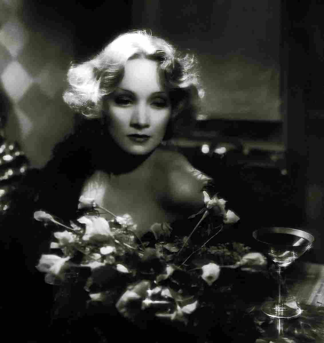 Dietrich Marlene Shanghai Express 5 film star poster A4 Photo Print