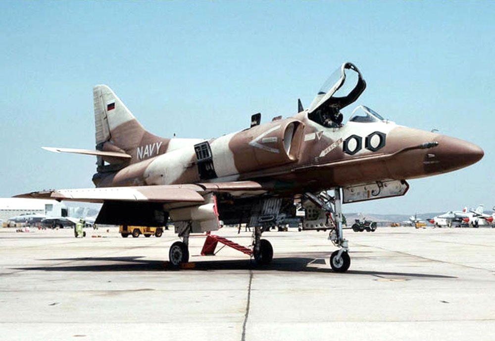 Douglas Skyhawk Lightweight Carrierborne Navy Fighter Usa 20 Military A4 Photo Print