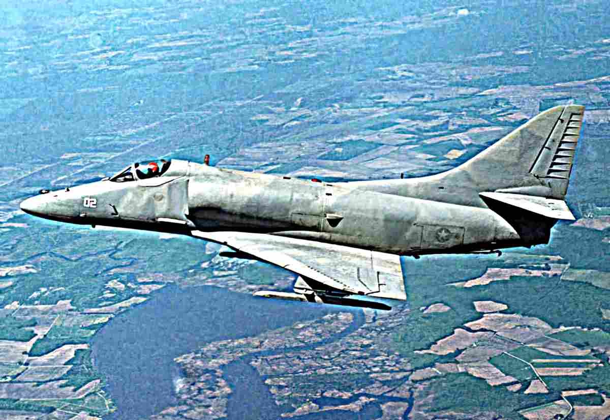Douglas Skyhawk Lightweight Carrierborne Navy Fighter Usa 24 (2) Military A4 Photo Print