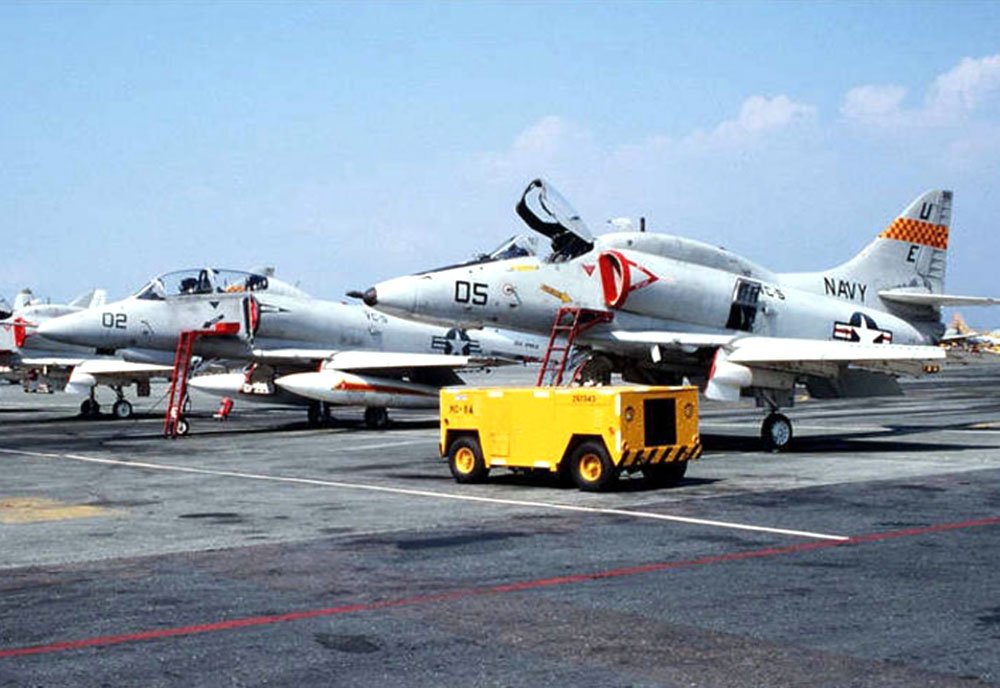 Douglas Skyhawk Lightweight Carrierborne Navy Fighter Usa 28 Military A4 Photo Print