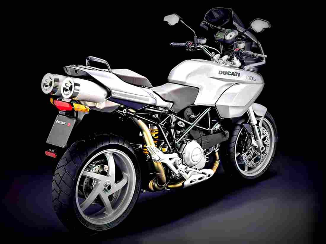 Ducati 1000 Multistrada DS 2004 2 motorbike A4 Photo Print
