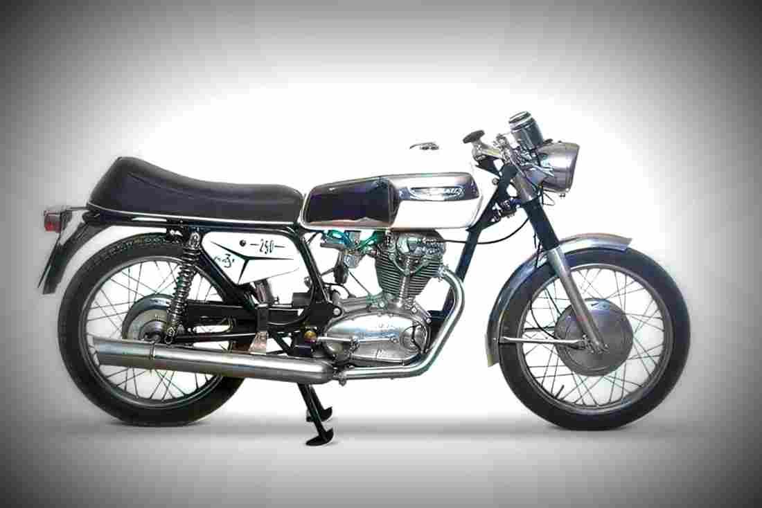 Ducati 250 Mark 3 1970 3 motorbike A4 Photo Print