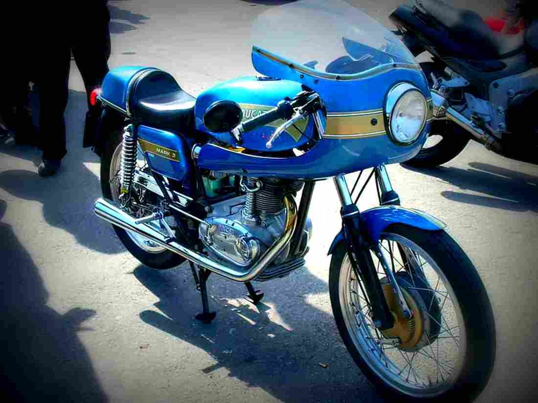 Ducati 250 Mark 3 1970 4 motorbike A4 Photo Print