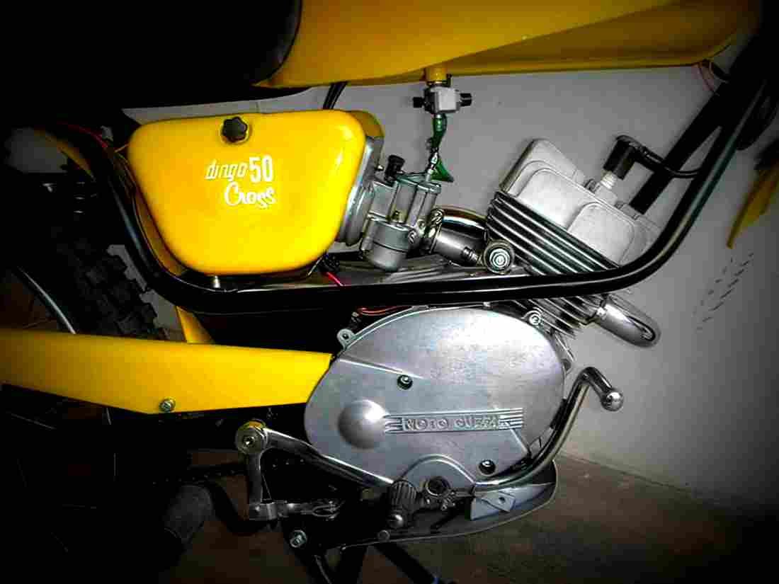 Ducati 350 S Desmo 1978 6 motorbike A4 Photo Print