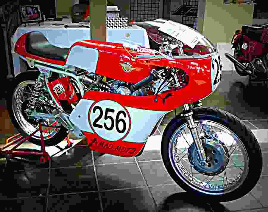 Ducati 450 Mark 3 1972 4 motorbike A4 Photo Print