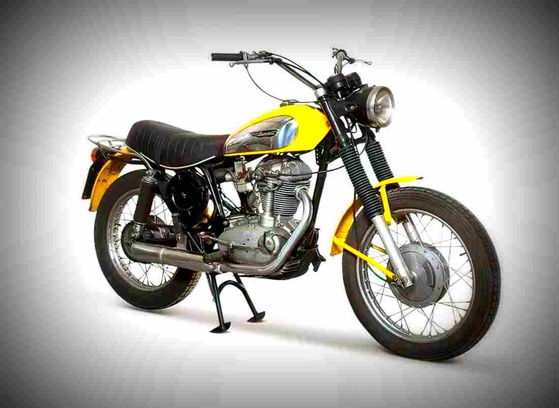 Ducati 450 Scrambler 1973 2 motorbike A4 Photo Print