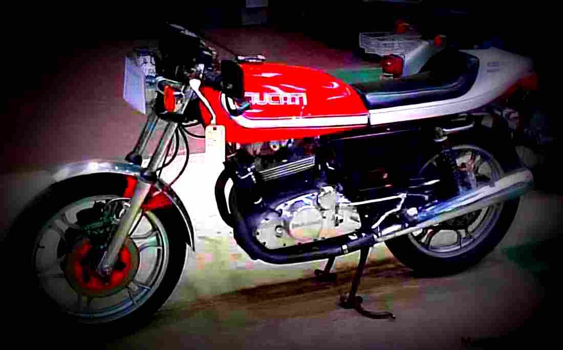 Ducati 500 S Desmo 1977 4 motorbike A4 Photo Print